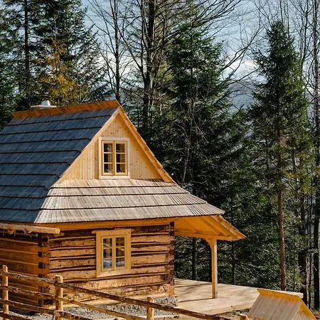 Sopki Stopki Polana Wspolna בקתה