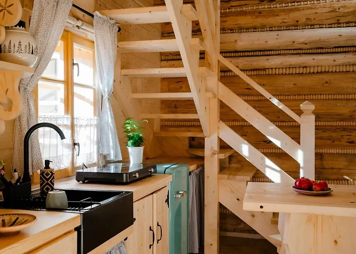 Sopki Stopki Polana Wspolna בקתה